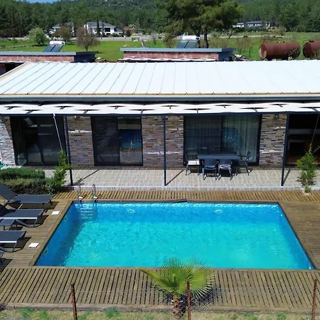 Defne 3+1 Villa, Ovacik, Oeluedeniz, 빌라 *